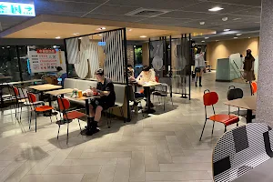 McDonald's Taipei Linsen 1 image