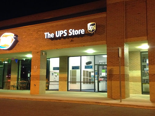 Shipping and Mailing Service «The UPS Store», reviews and photos, 36500 Ford Rd, Westland, MI 48185, USA