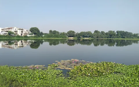 Malataj Lake image