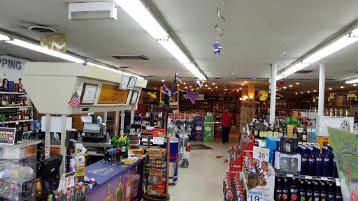 Liquor Store «Lake View Liquor», reviews and photos, 7826 Garland Rd, Dallas, TX 75218, USA
