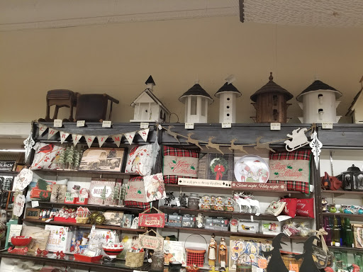 General Store «Mast General Store Hendersonville», reviews and photos, 527 N Main St, Hendersonville, NC 28792, USA