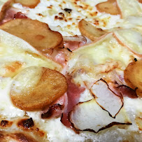 Plats et boissons du Pizzeria Domino's Cholet - n°8