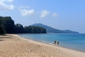 Nai Yang beach image