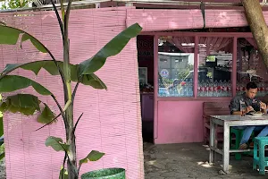 Warung Makan Pink image