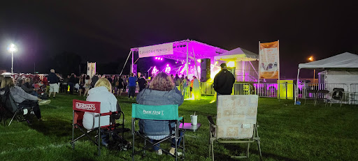 Park «Beecher Center», reviews and photos, 901 Game Farm Rd, Yorkville, IL 60560, USA