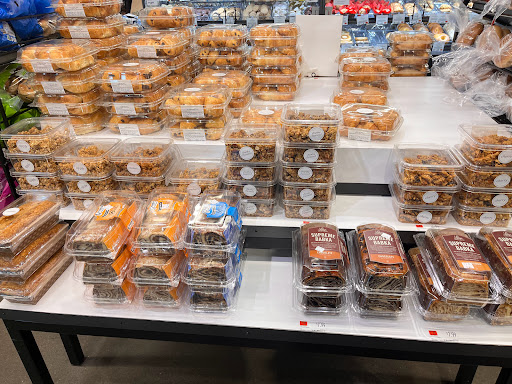 Grocery Store «Whole Foods Market», reviews and photos, 214 3rd St, Brooklyn, NY 11215, USA