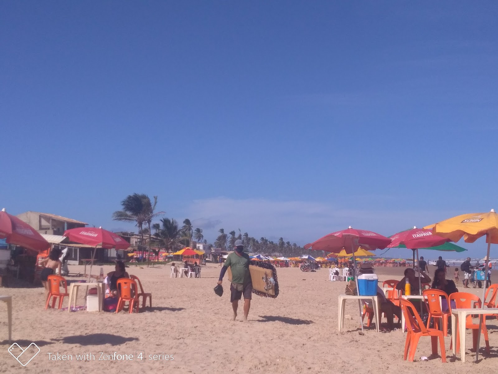 Foto av Praia da Costa och bosättningen