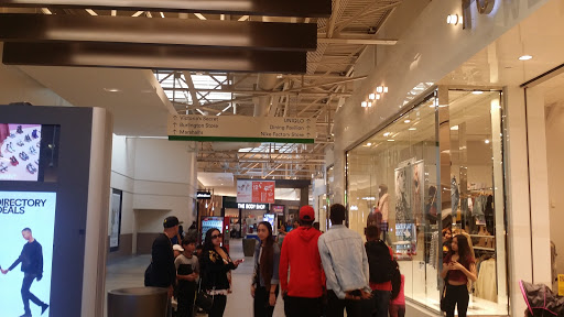 Sports Bar «Dave & Busters», reviews and photos