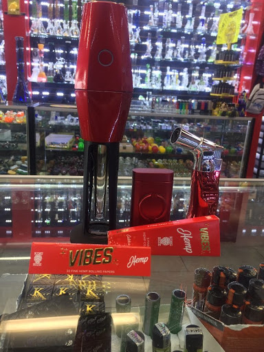 Tobacco Shop «Pine-Apple Xpress Smoke Shop Vape Shop, & Hookahs Sugar Land», reviews and photos, 10701 W Bellfort Ave b182, Houston, TX 77099, USA