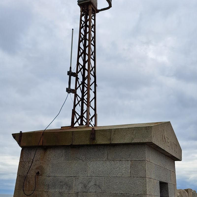 East Pier Anemometer