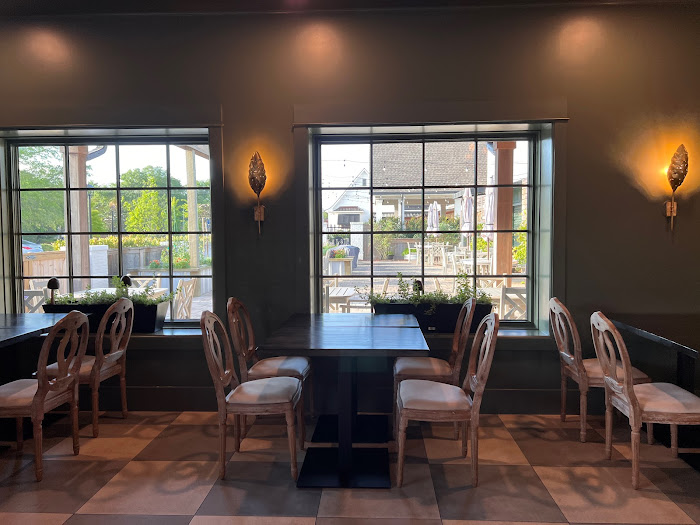 Restaurant near Hampton Inn Fairhope-Mobile Bay, AL