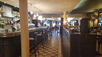 Atmosphère du Restaurant Le Comptoir des Voconces à Vaison-la-Romaine - n°4