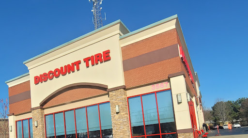 Tire Shop «Discount Tire Store - Buford, GA», reviews and photos, 3567 Buford Dr NE, Buford, GA 30519, USA