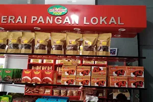 Toko Oleh Oleh Siti Nurbaya Food and Catering image