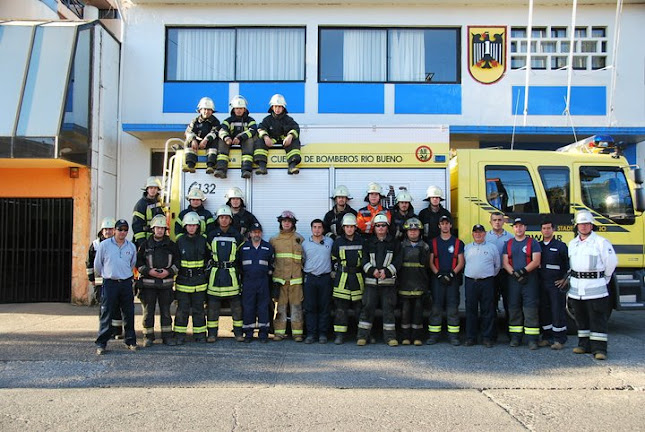 Opiniones de Erste Deutsche Feuerwehrkompanie Stadt Rio Bueno en Río Bueno - Aparcamiento