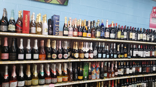 Liquor Store «Westmont Liquors», reviews and photos, 310 Ogden Ave, Westmont, IL 60559, USA