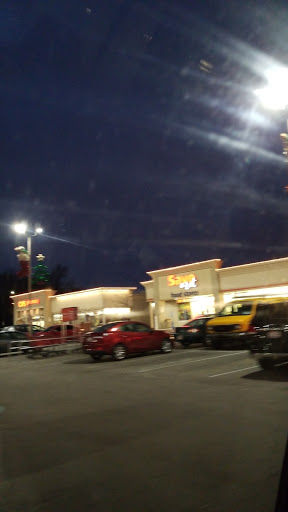 Grocery Store «Save-A-Lot», reviews and photos, 7540 W Oklahoma Ave, West Allis, WI 53219, USA