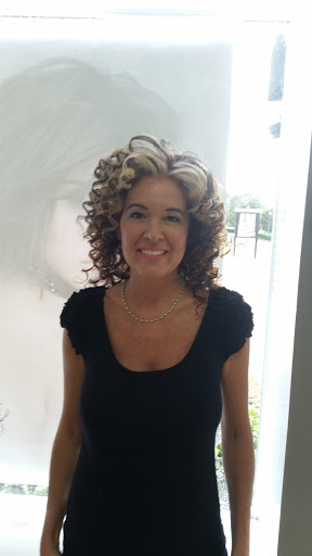 Hair Salon «Hot Headz Salon», reviews and photos, 692 W Montrose St, Clermont, FL 34711, USA