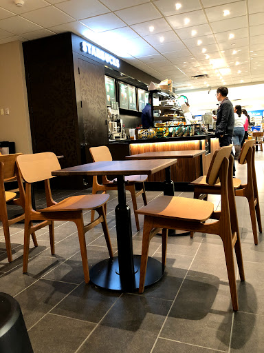 Department Store «Macys», reviews and photos