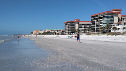 Redington Shores Plajı'in fotoğrafı çok temiz temizlik seviyesi ile