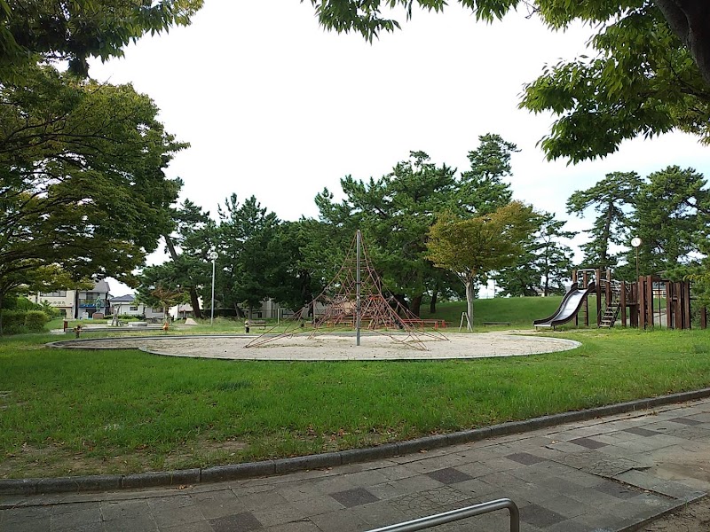 新浜山公園