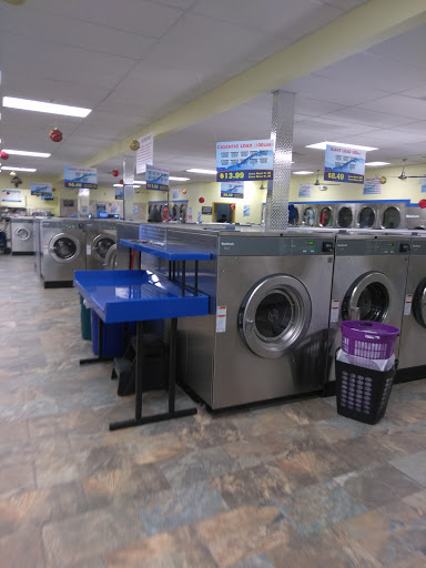 Laundromat «h2o Laundromat», reviews and photos, 8207 Stenton Ave, Philadelphia, PA 19150, USA