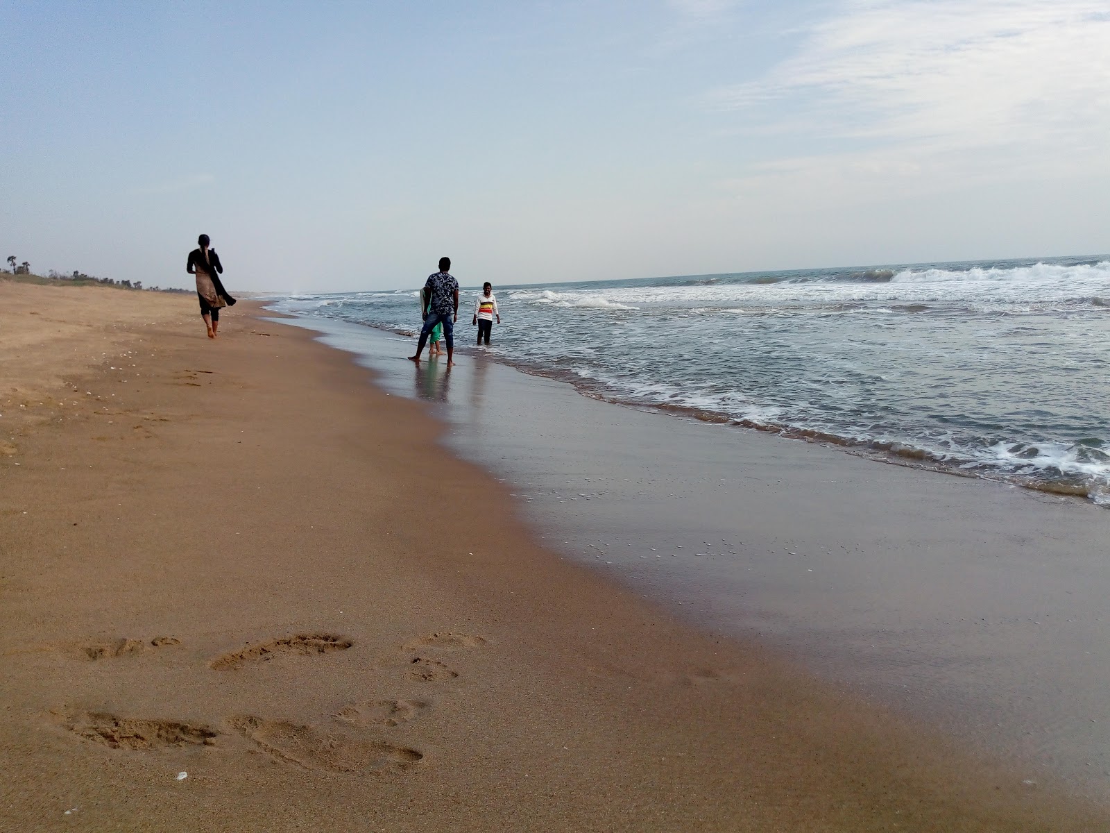 Baruva Beach'in fotoğrafı - rahatlamayı sevenler arasında popüler bir yer
