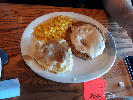 American Restaurant «Cracker Barrel Old Country Store», reviews and photos, 2421 Old Country Inn Dr, Caseyville, IL 62232, USA