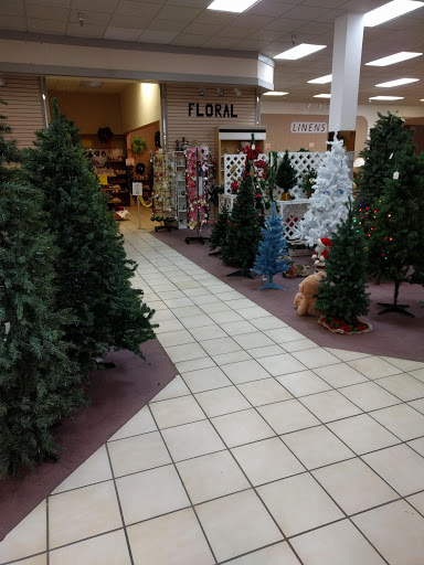 Thrift Store «Threads Of Hope Thrift Store», reviews and photos, 230 Woodmere Mall, Crossville, TN 38555, USA