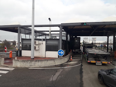 Douanes - St-Louis Autoroute à Saint-Louis