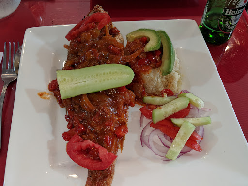 Shopping Mall «Pelton Shopping Center», reviews and photos, 110 Pelton Center Way, San Leandro, CA 94577, USA