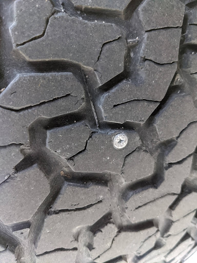 Tire Shop «Discount Tire Store - Selma, TX», reviews and photos, 8130 Agora Pkwy, Selma, TX 78154, USA