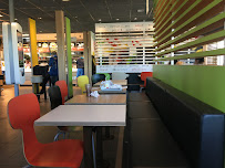 Atmosphère du Restauration rapide McDonald's à Saint-Louis - n°15