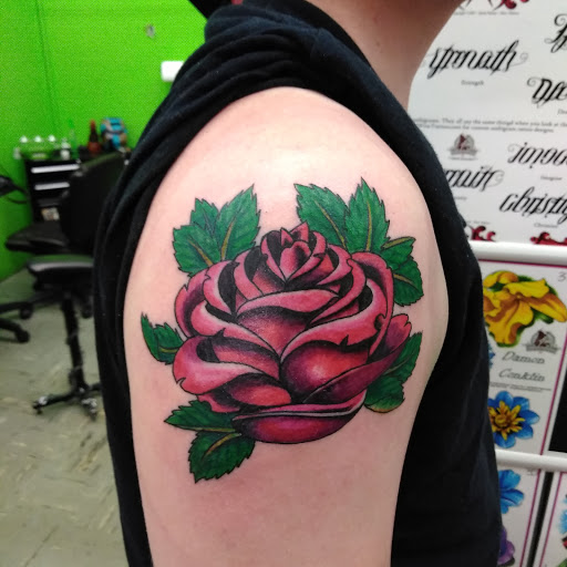 Tattoo Shop «Silver Screen Tattoo & Body Piercing», reviews and photos, 1559 Myers St, Oroville, CA 95965, USA