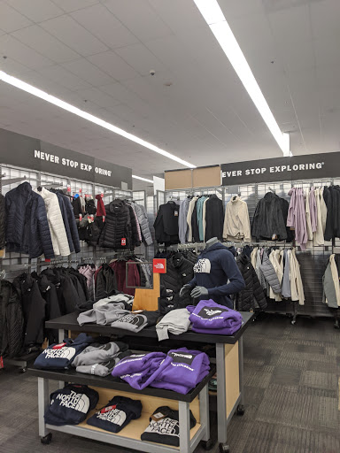 Sporting Goods Store «Academy Sports + Outdoors», reviews and photos, 210 N New Rd, Waco, TX 76710, USA