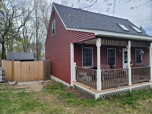 Roofing Contractor «A1 Siding & Roofing», reviews and photos, 113 Rockland Ave, Manchester, NH 03102, USA