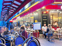 Atmosphère du Restaurant français Café Gustave à Paris - n°4