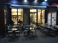Atmosphère du Restaurant libanais RANIA Voltaire 75011 à Paris - n°1