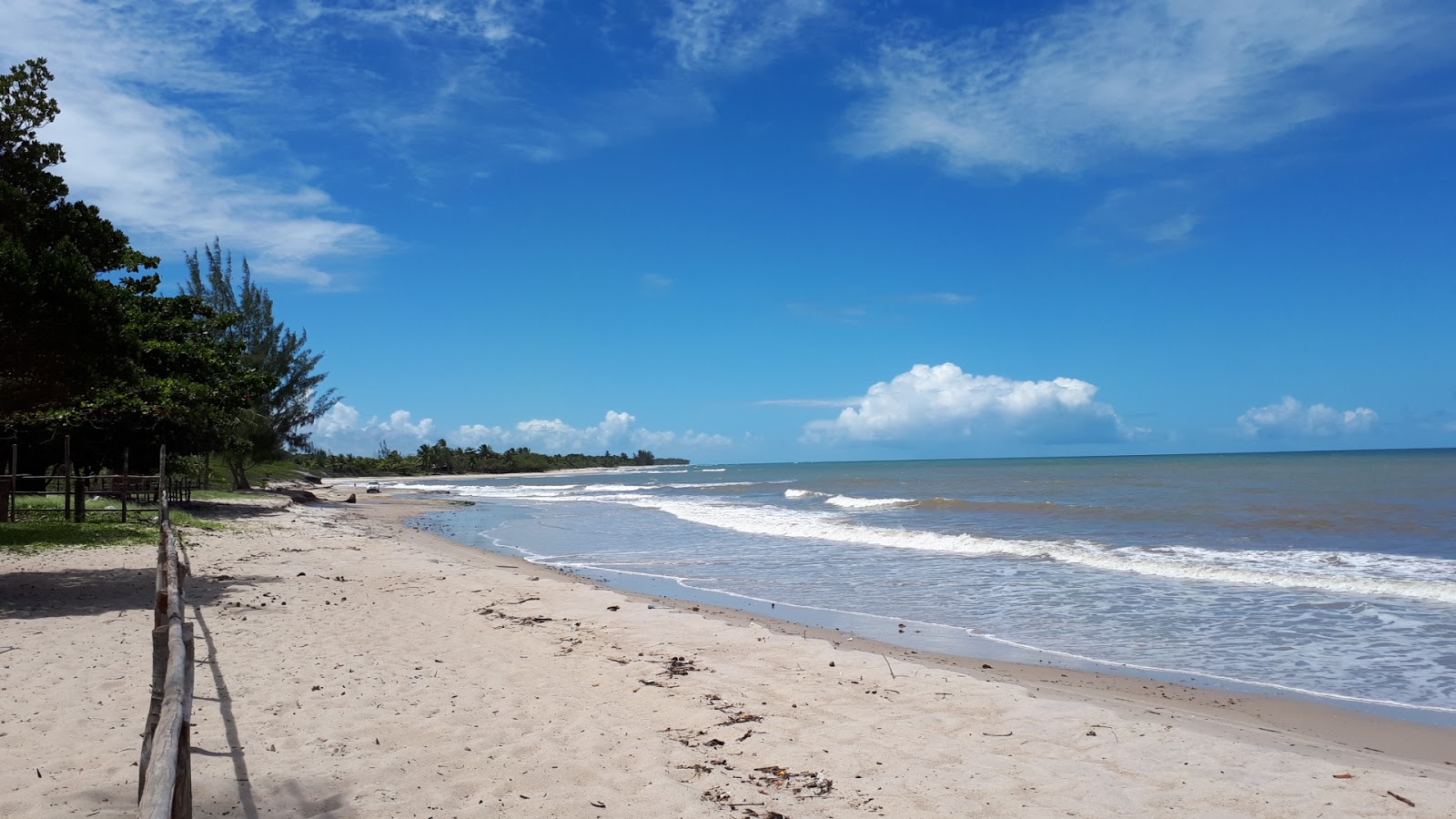 Photo de Praia dos Garcez avec un niveau de propreté de très propre
