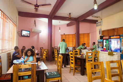 Dolphin Restaurant And Catering Services, DBM Plaza, Nouakchott St, Wuse Zone 1, Abuja, Nigeria, Coffee Shop, state Nasarawa