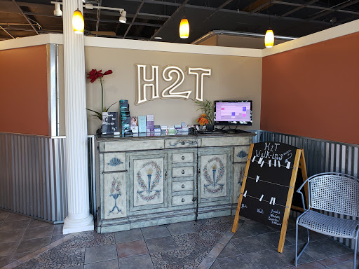 Beauty Salon «Head To Toes Beauty & Tanning», reviews and photos, 1009 Molalla Ave # A, Oregon City, OR 97045, USA