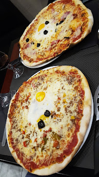 Plats et boissons du Pizzeria Pizz'Eric Dardilly - n°19