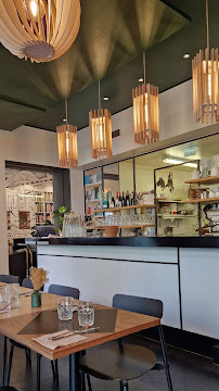Atmosphère du Restaurant Le Bal Café par Le RECHO à Paris - n°1