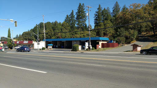 Crystal Car Wash en Willits