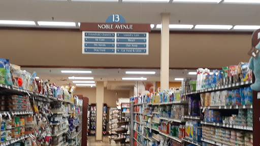 Grocery Store «Lunds & Byerlys Golden Valley», reviews and photos, 5725 Duluth St, Golden Valley, MN 55422, USA