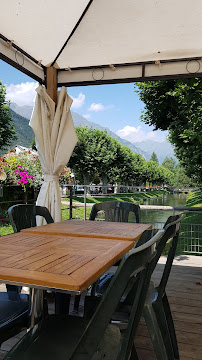 Atmosphère du Restaurant Pizzeria Rive Gauche à Le Bourg-d'Oisans - n°2