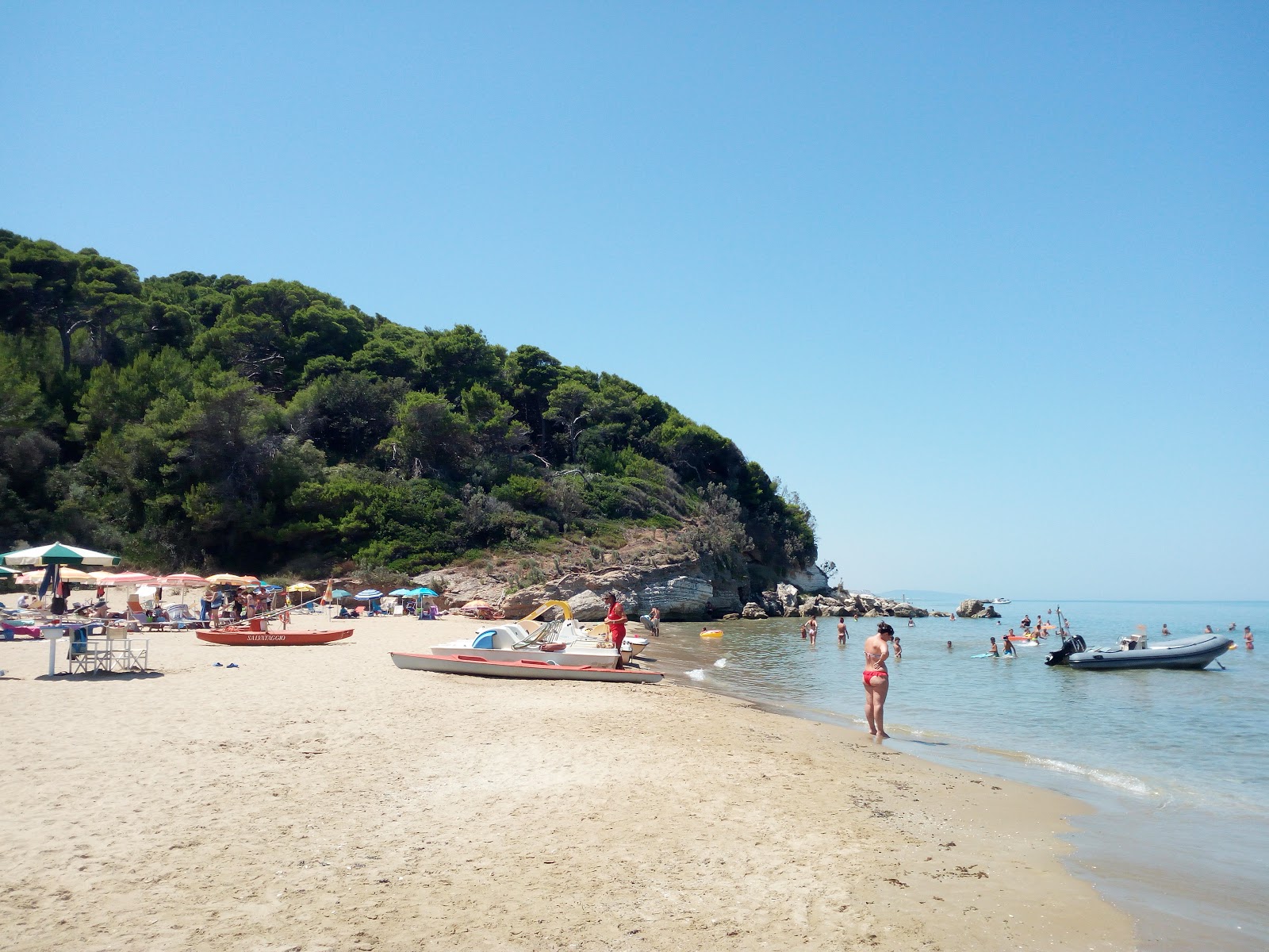 Foto de Baia Calenella área de complejo turístico de playa