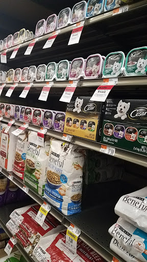 Pet Supply Store «Pet Supplies Plus», reviews and photos, 1970 Portage Trail, Cuyahoga Falls, OH 44223, USA