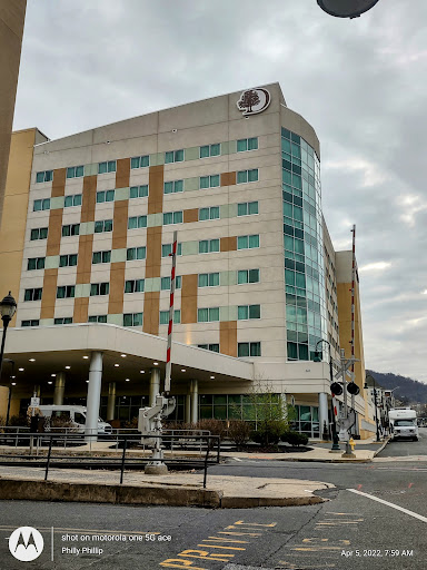 Donut Shop «Dunkin Donuts», reviews and photos, 645 Penn St, Reading, PA 19601, USA