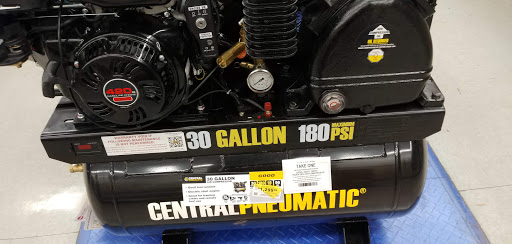 Hardware Store «Harbor Freight Tools», reviews and photos, 1440 W. O. Ezell Boulevard #700, Spartanburg, SC 29301, USA